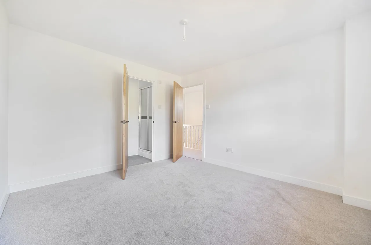 Thomas Drive, Warfield, Bracknell, Berkshire, RG42 3DZ, photo 15