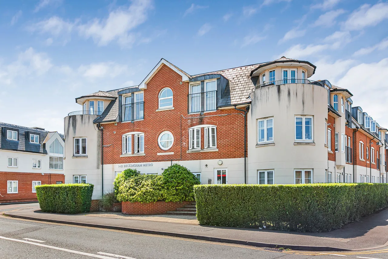 Station Road, Egham, TW20, photo 23