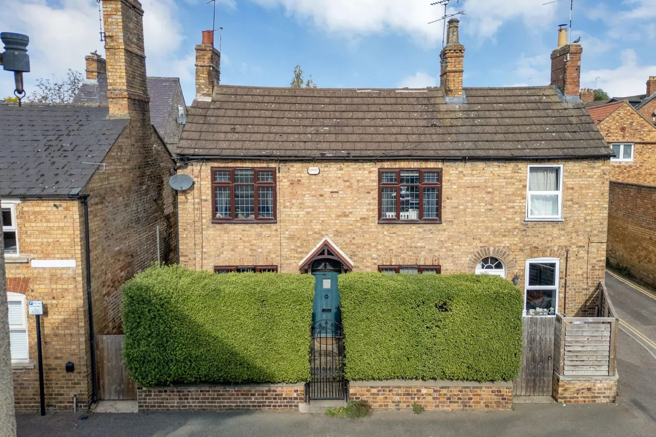 3 bed house for sale, Vine Cottage, Stamford, PE9