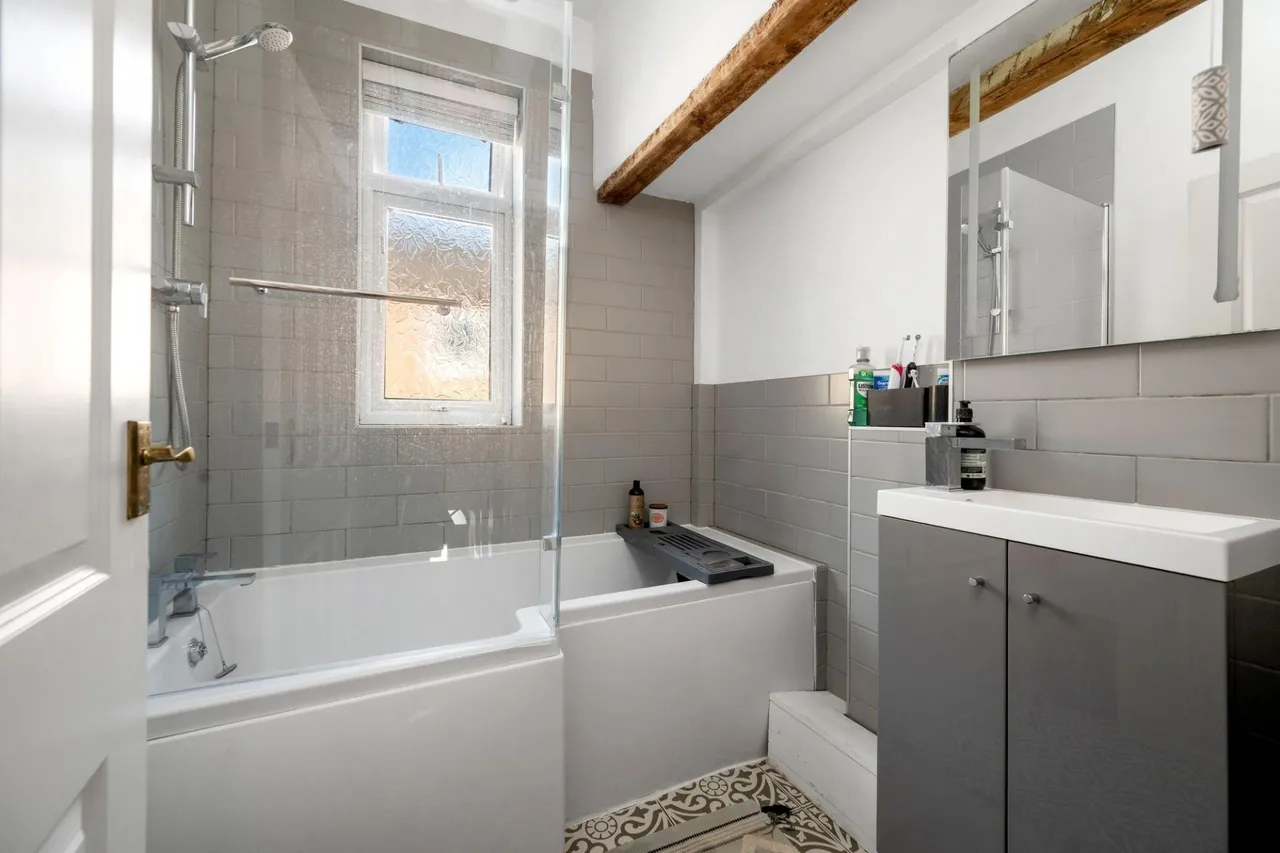 Vine Cottage, Stamford, PE9, photo 13