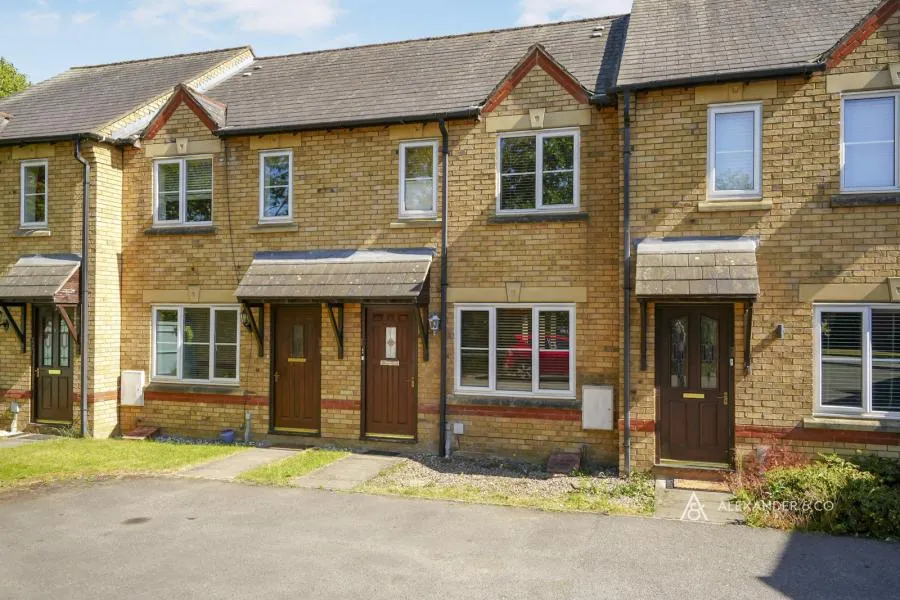 2 bed house to rent, Lucerne Avenue, Bicester, OX26