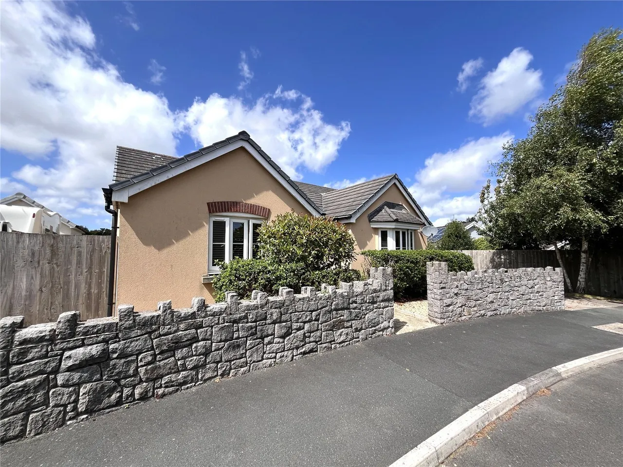 3 bed house for sale, Honeyhill Grove, Lamphey, SA71