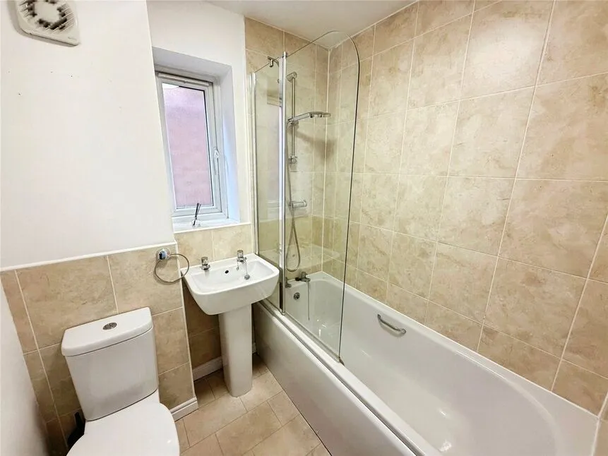 Summit Drive, Bessacarr, Doncaster, South Yorkshire, DN4, photo 4