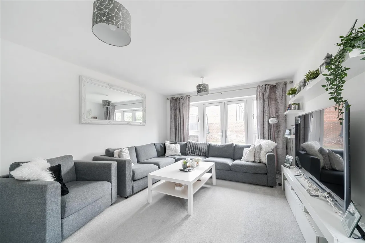 Winchat Road, Botley, photo 6