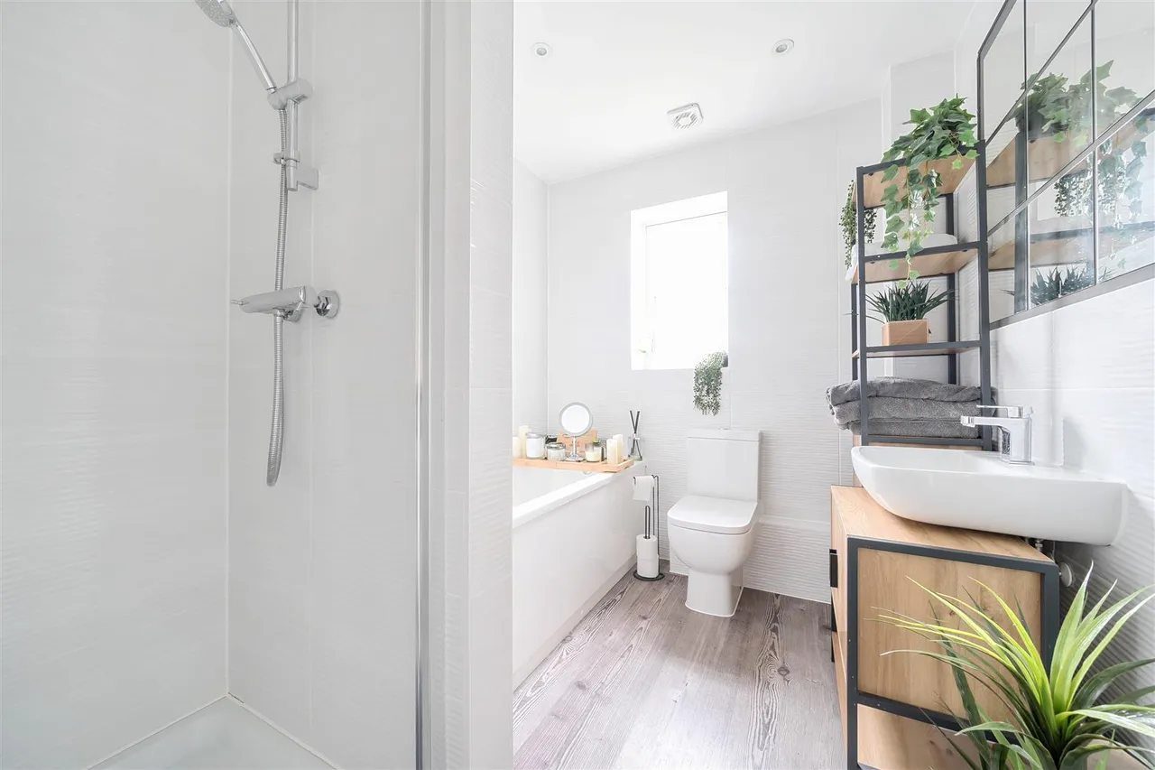 Winchat Road, Botley, photo 11