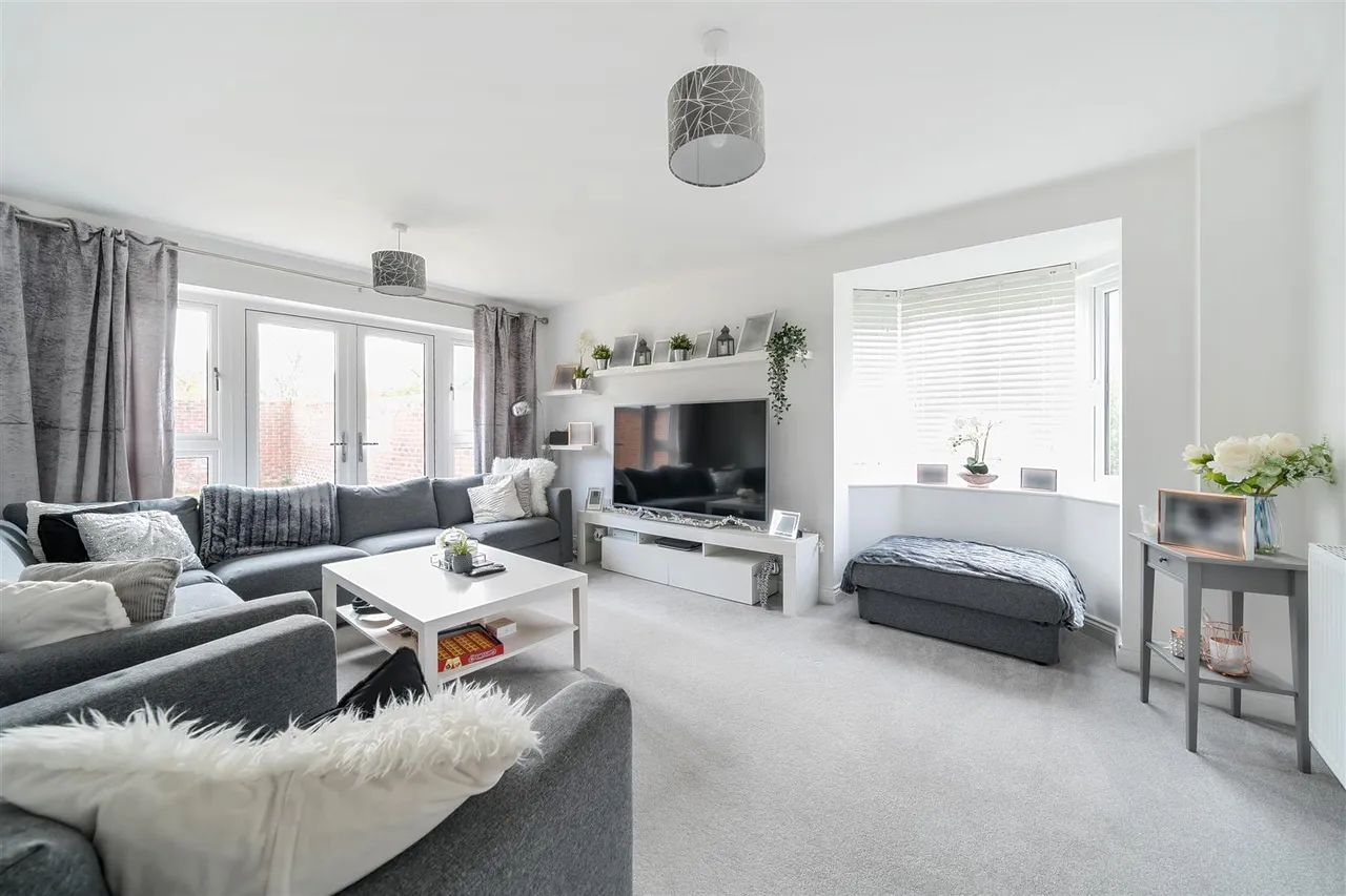 Winchat Road, Botley, photo 5