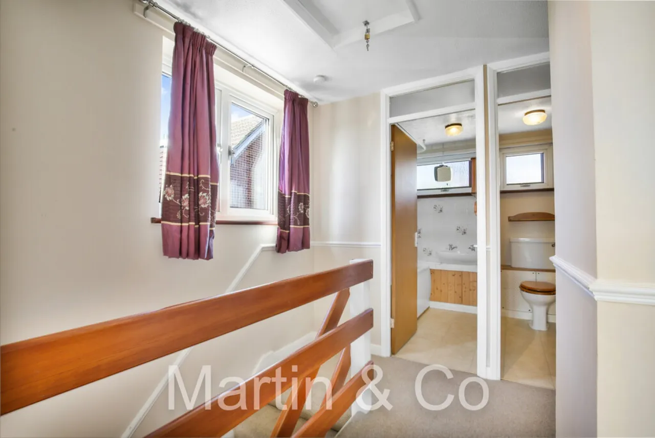 Nightingale Road, Selsdon, CR2, photo 13