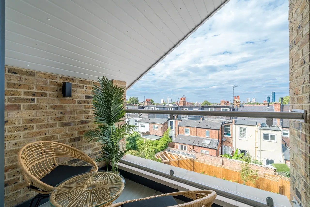 Berrymede Road, London, W4, photo 16