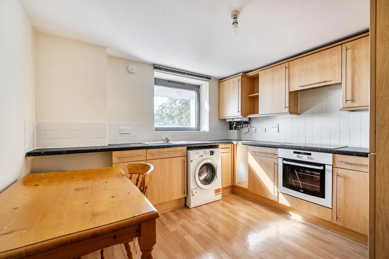 Explorer Court, Milehouse, PL2, photo 10