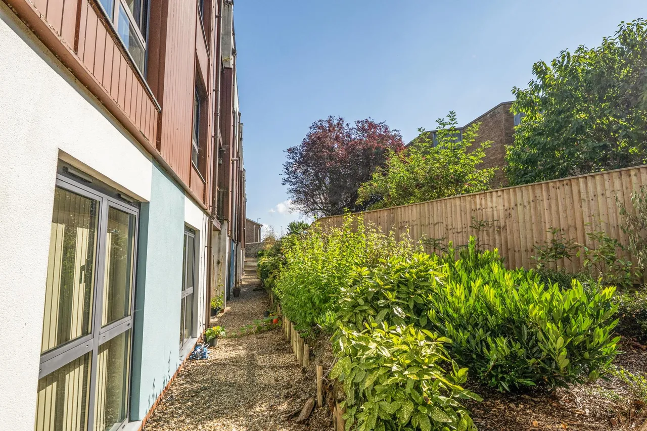 Explorer Court, Milehouse, PL2, photo 13