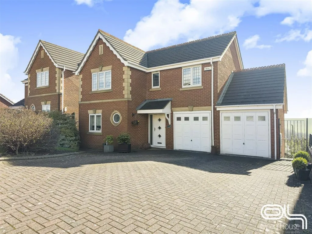 4 bed house for sale, Doveridge Road, Burton-On-Trent, DE15
