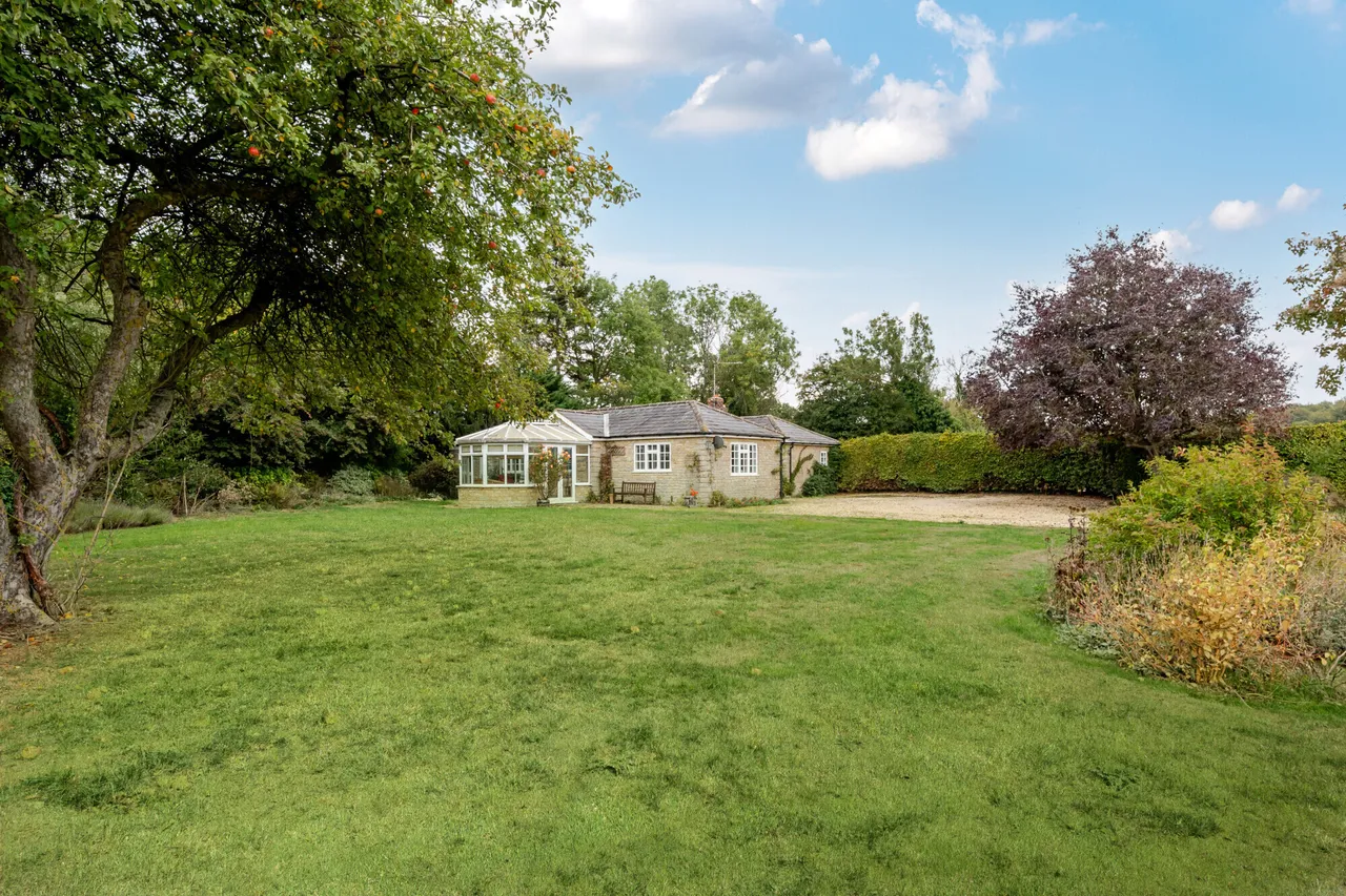 Mixbury, Nr Brackley, NN13, photo 12