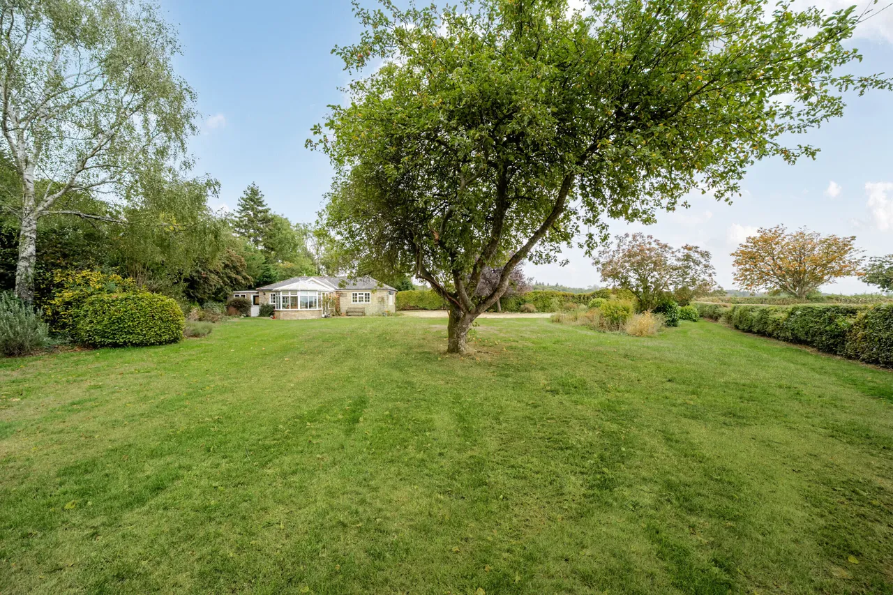 Mixbury, Nr Brackley, NN13, photo 14