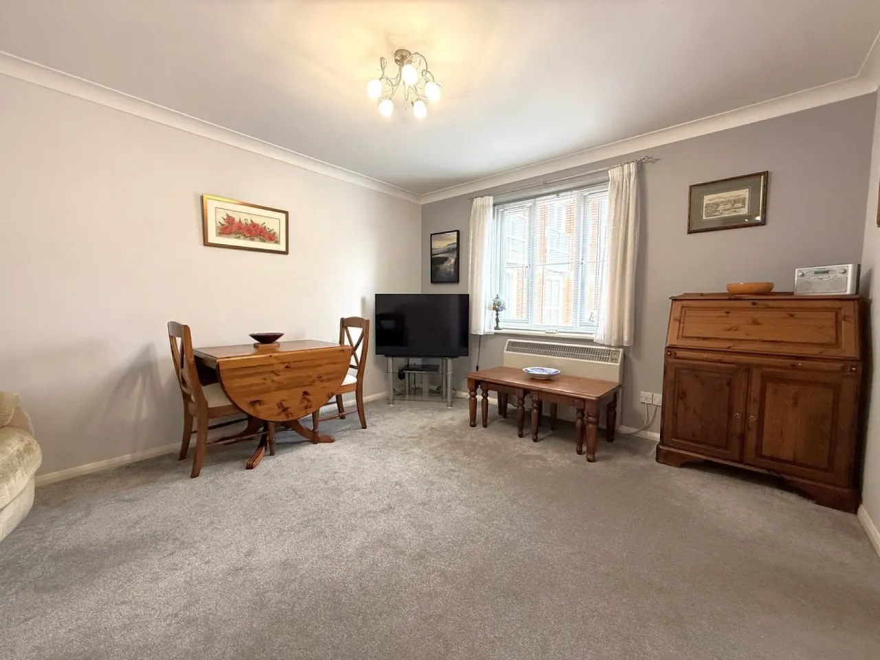 Victoria Chase, North Station Road, photo 7