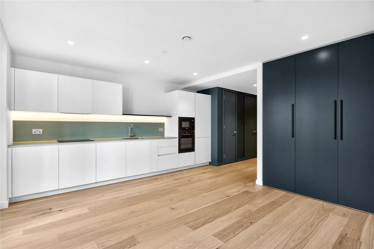 East Parkside, London, SE10, photo 2