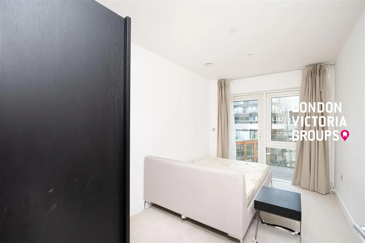 Longfield Avenue, London, photo 9