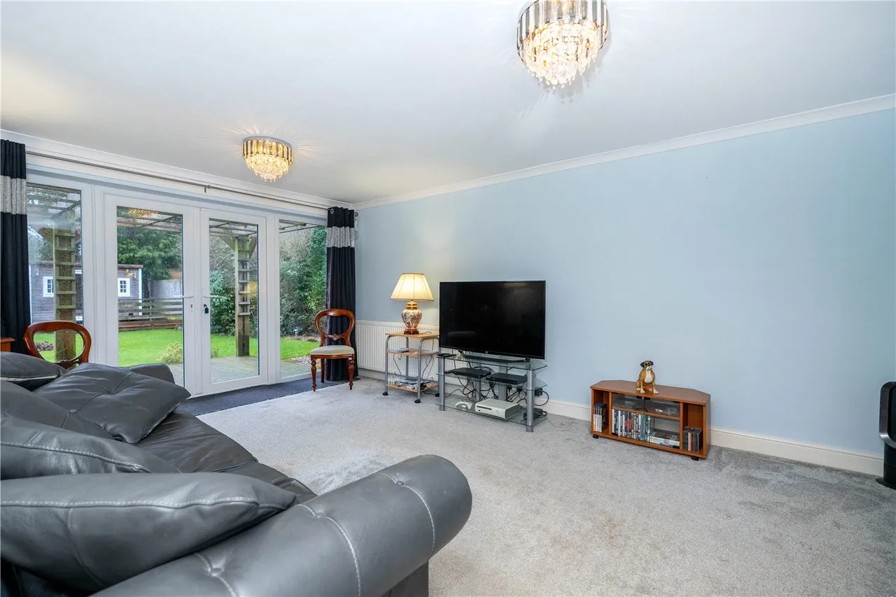 Ancaster Drive, Sleaford, Lincolnshire, NG34, photo 3