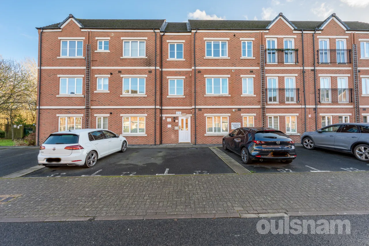 2 bed flat for sale — Rea Road, Northfield, Birmingham, West Midlands, B31 2PW
