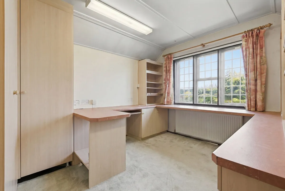 Connaught Hill, Loughton, IG10, photo 18