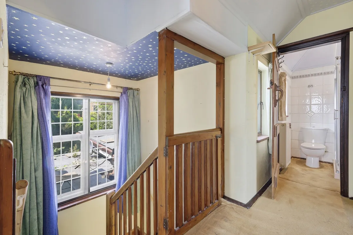 Connaught Hill, Loughton, IG10, photo 13
