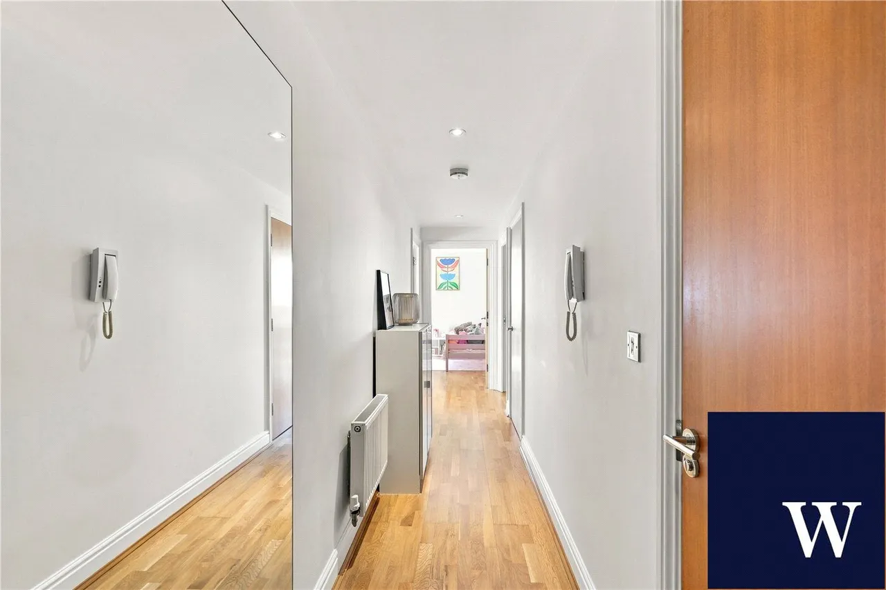 Kingsway, North Finchley, N12, photo 2
