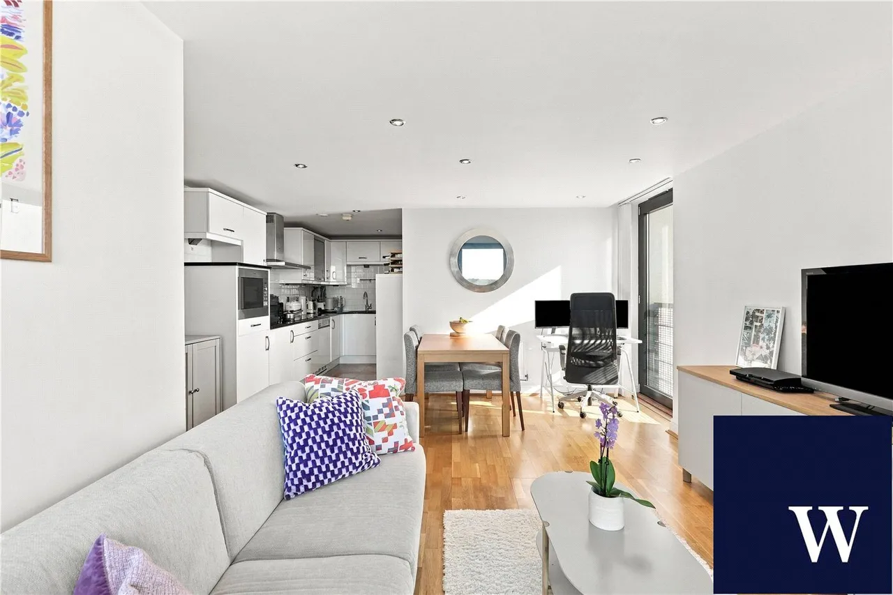 Kingsway, North Finchley, N12, photo 12