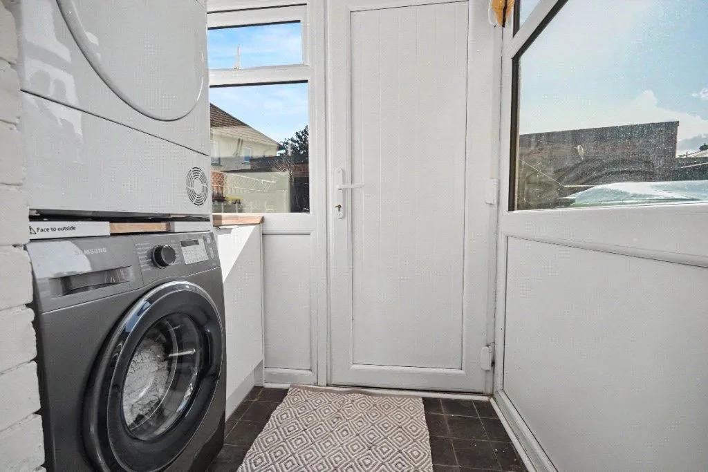 Church Lane, Netherton, WF4, photo 9