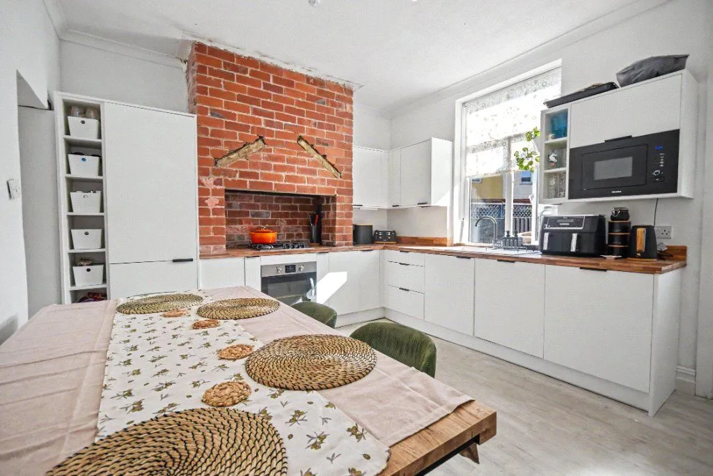 Church Lane, Netherton, WF4, photo 8