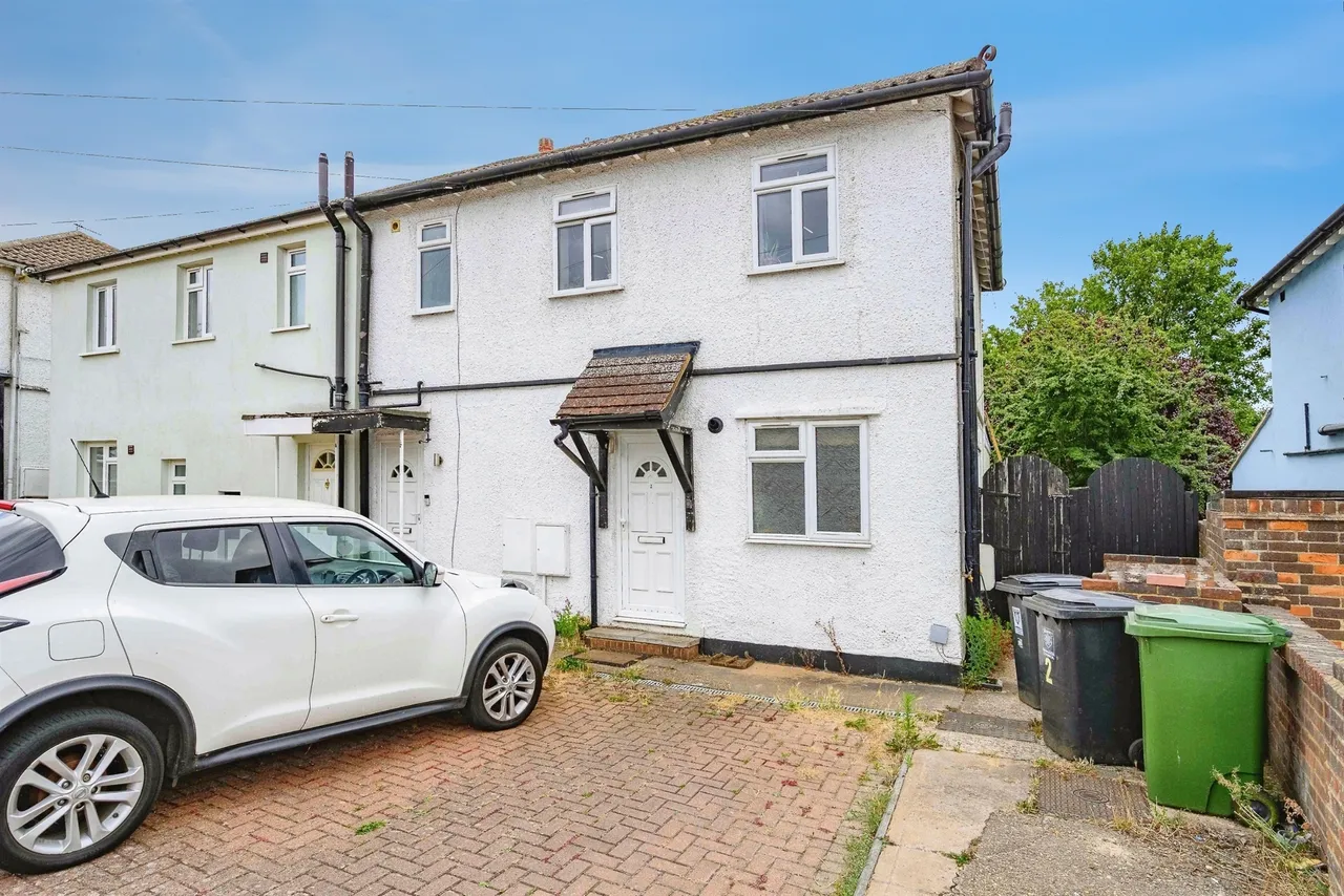 2 bed flat for sale — Deaconsfield Road, HEMEL HEMPSTEAD