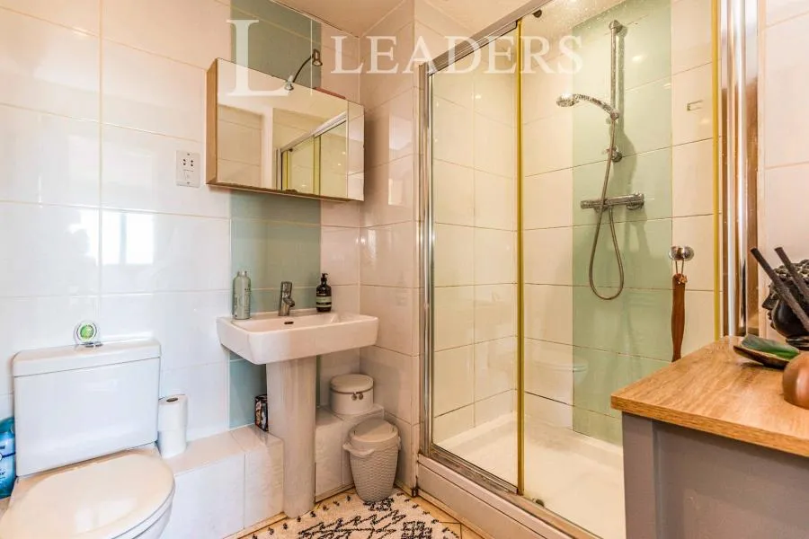 Church Street, Epsom, KT17, photo 8