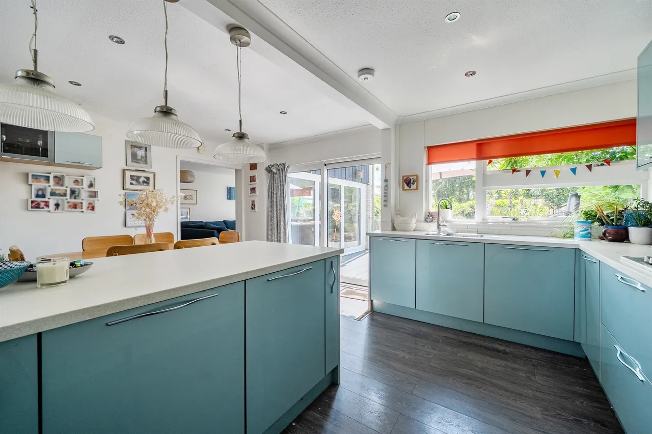 Cedar Chase, Taplow, SL6, photo 4