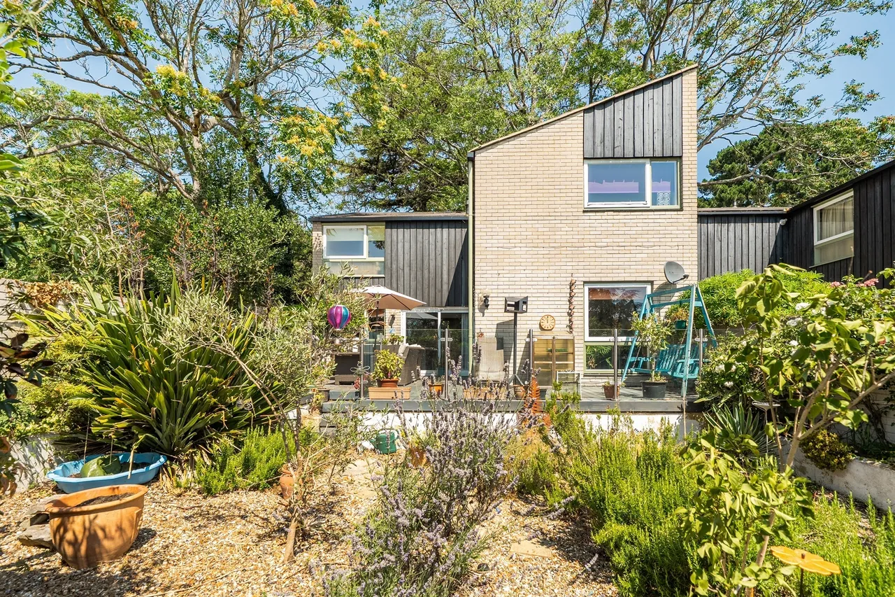 Cedar Chase, Taplow, SL6, photo 2