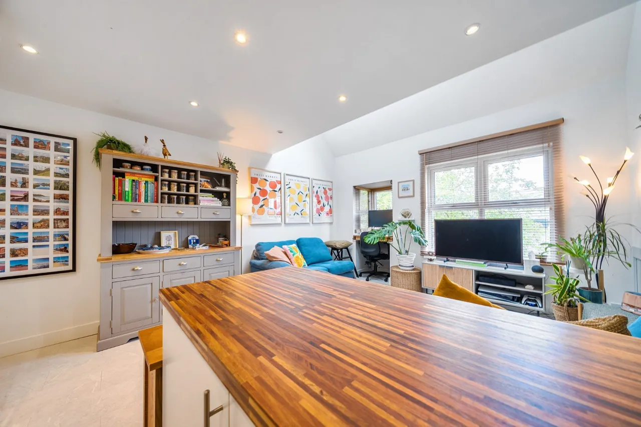 Kinburn Street, London, SE16, photo 9