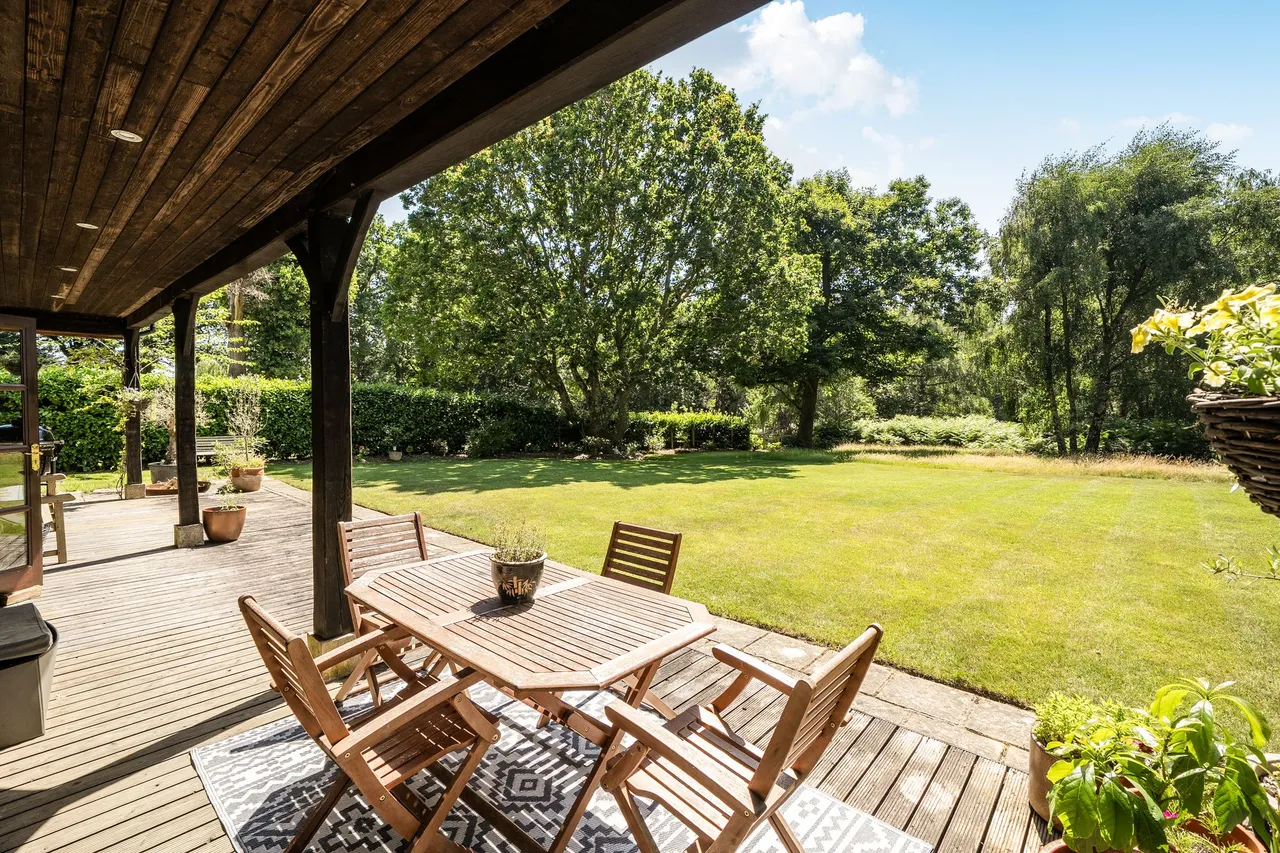 Kings Drive, Midhurst, GU29, photo 3