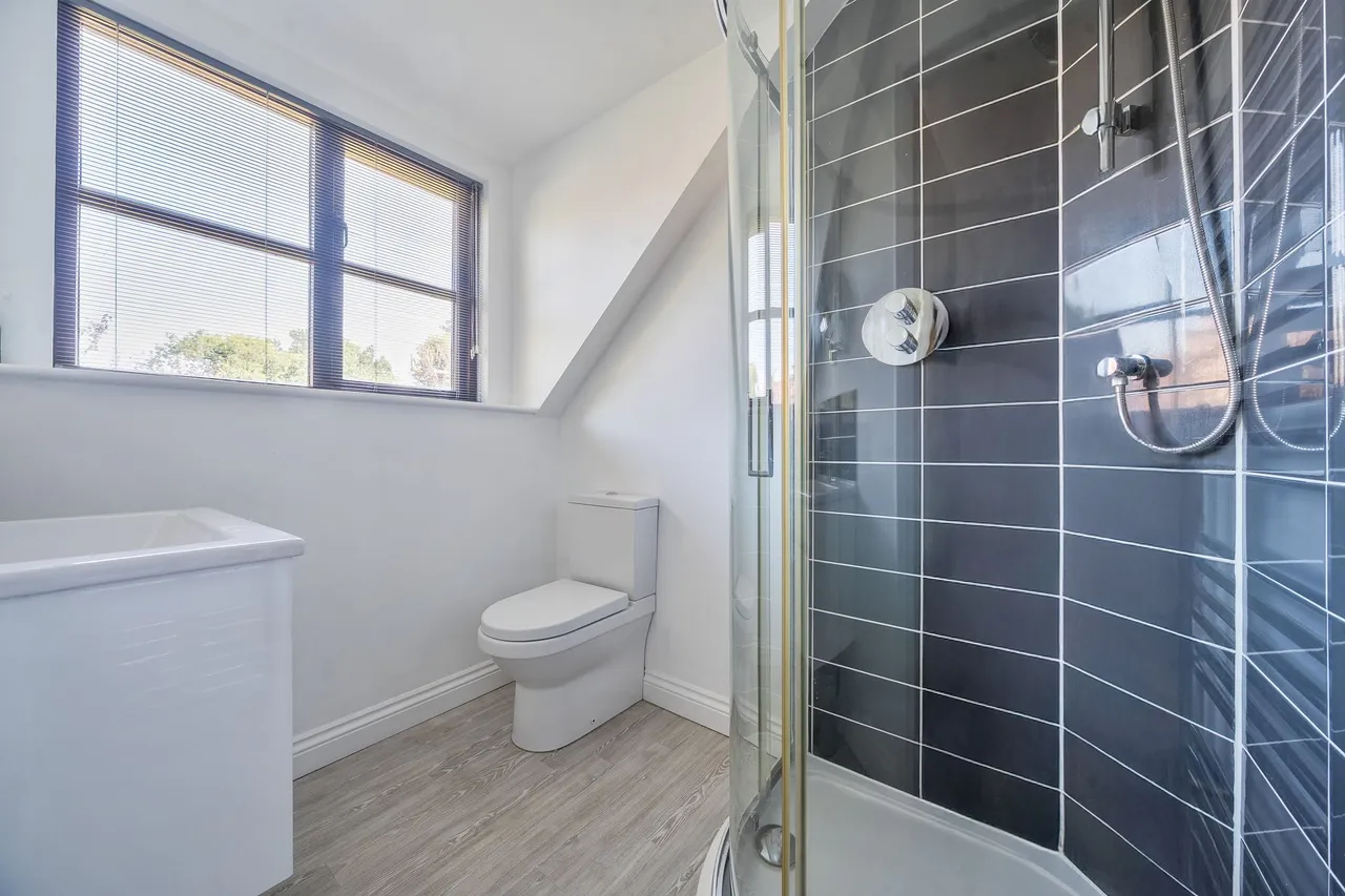 Kings Drive, Midhurst, GU29, photo 14