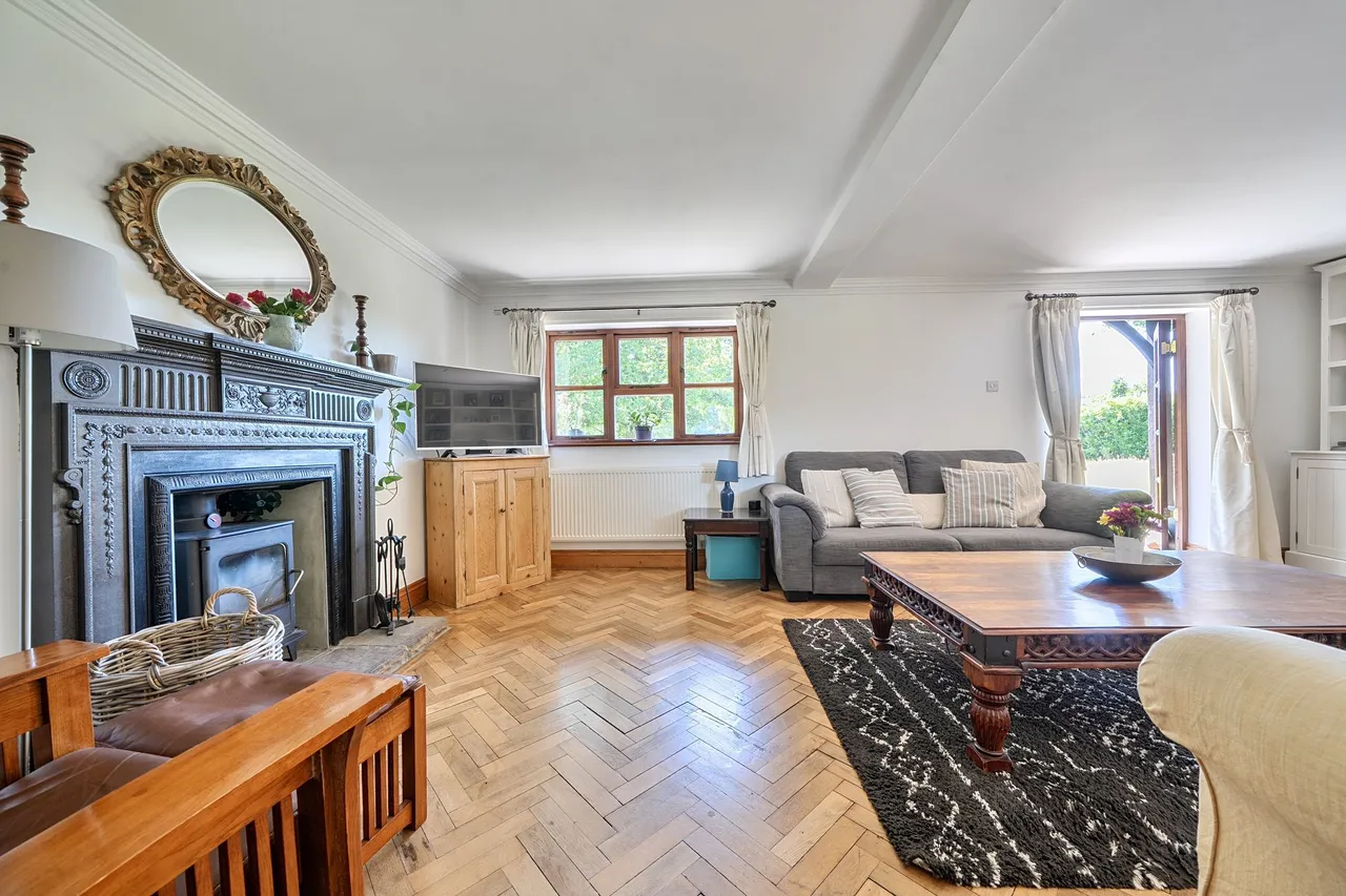 Kings Drive, Midhurst, GU29, photo 6