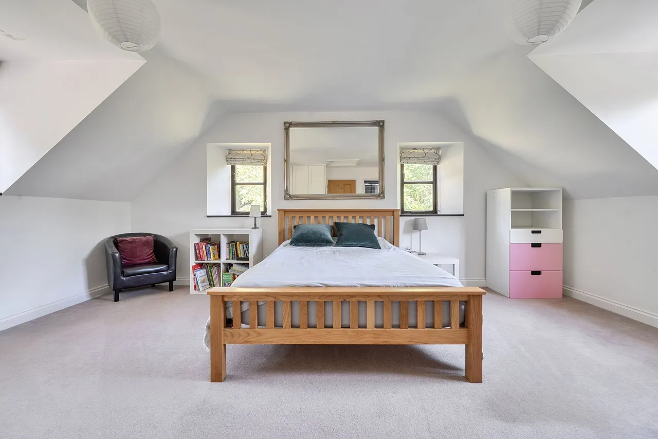 Kings Drive, Midhurst, GU29, photo 12