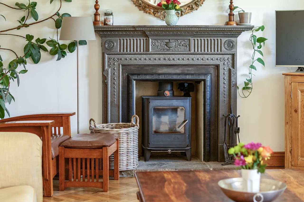 Kings Drive, Midhurst, GU29, photo 4