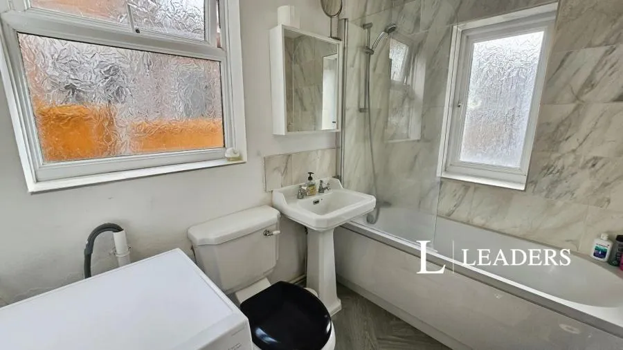 Northfield Street, Worcester, WR1, photo 4