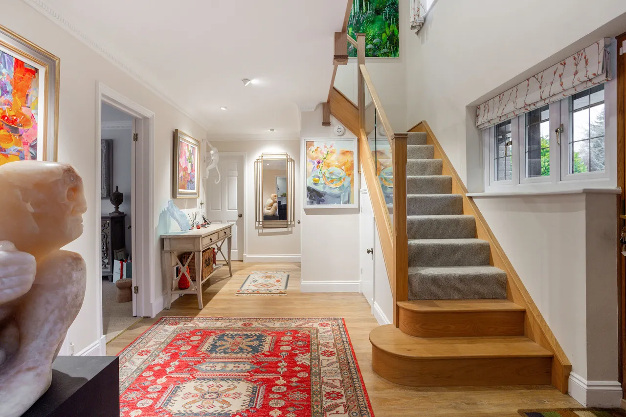 Hillgarth, HINDHEAD, GU26, photo 4