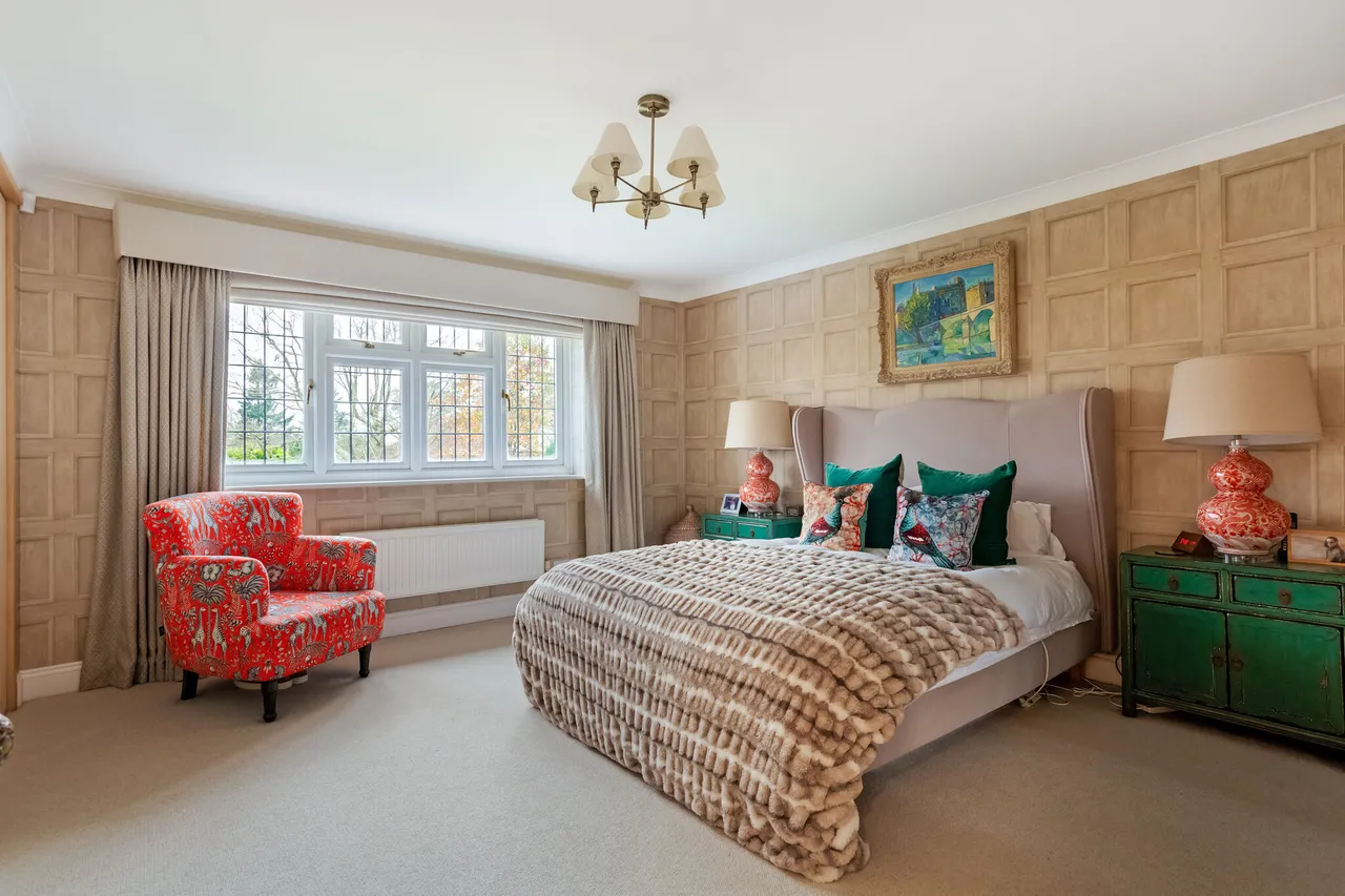 Hillgarth, HINDHEAD, GU26, photo 10