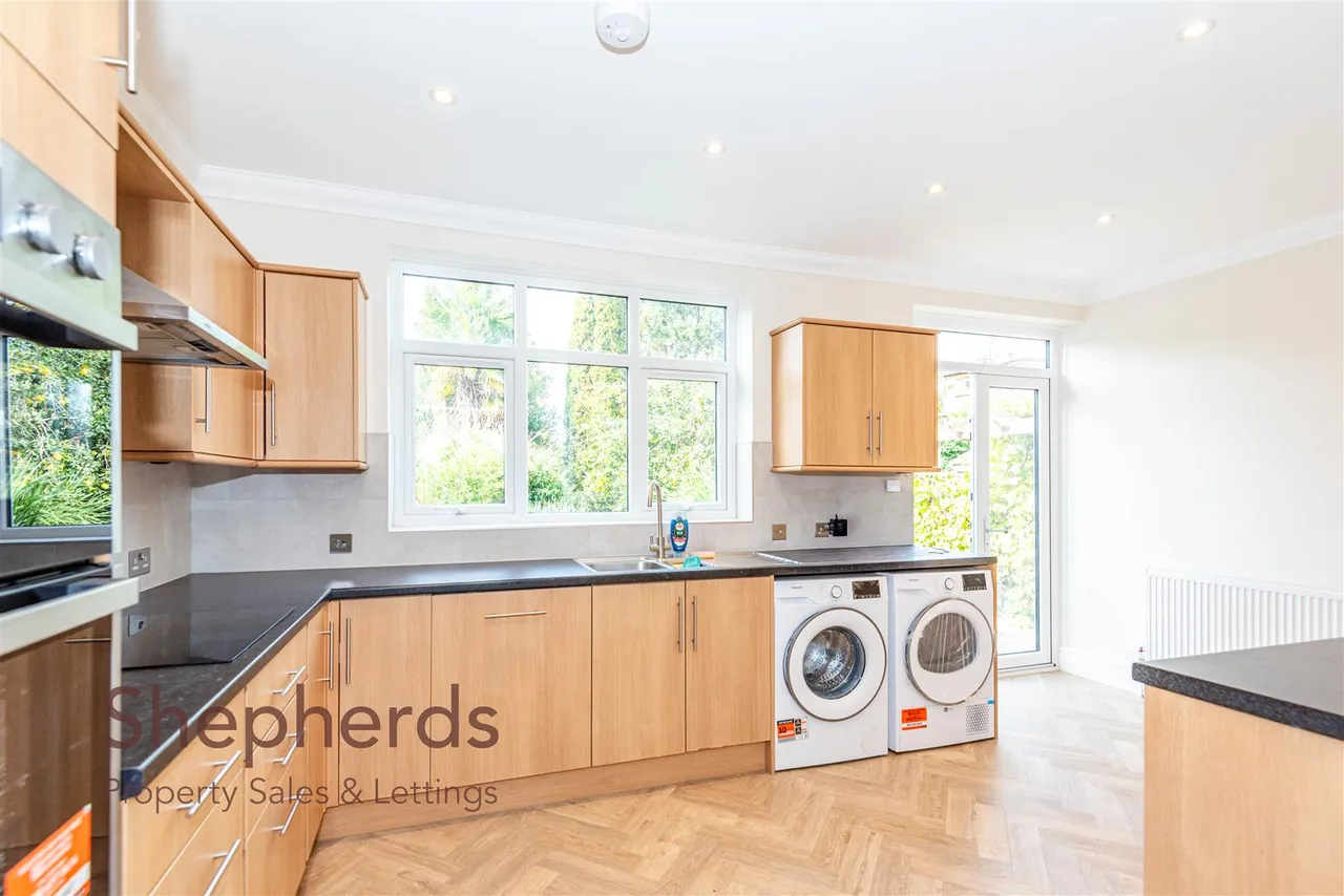 Meadway, Hoddesdon, EN11, photo 8