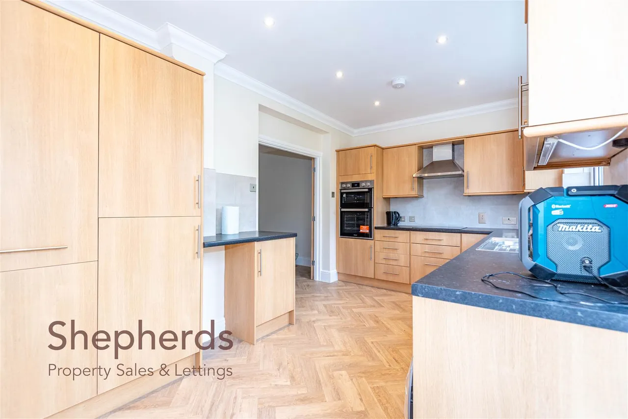 Meadway, Hoddesdon, EN11, photo 9