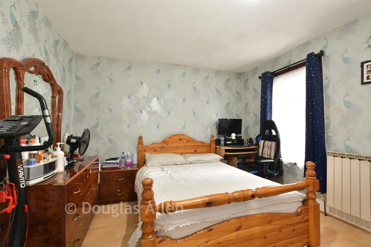 Malvern Road, London, E6, photo 5