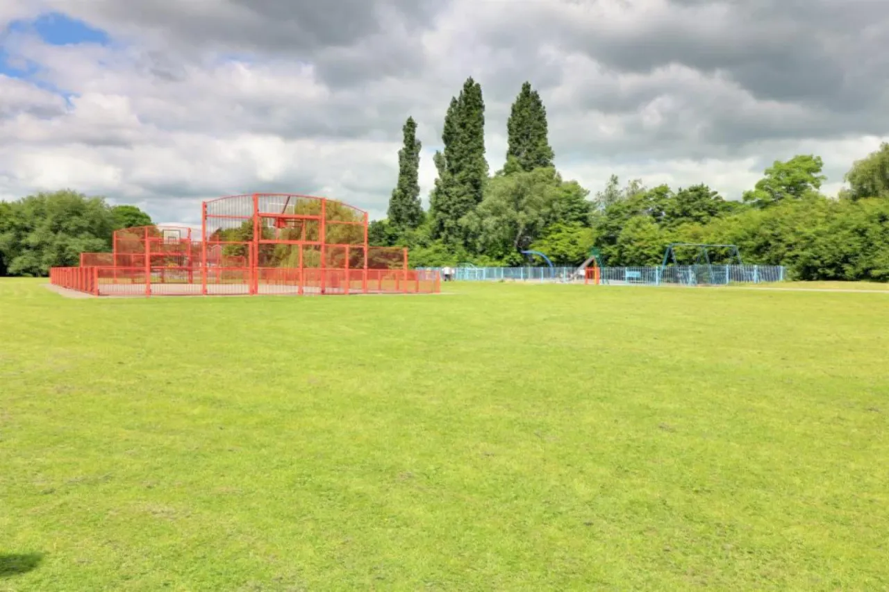 Brookside Green, Crewe, photo 18