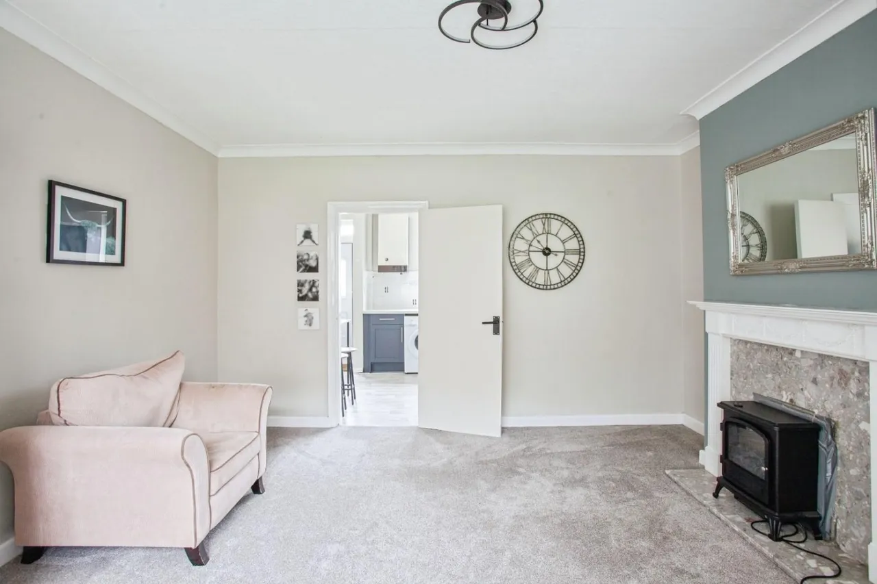 Raisen Hall Road, Southey, S5, photo 2
