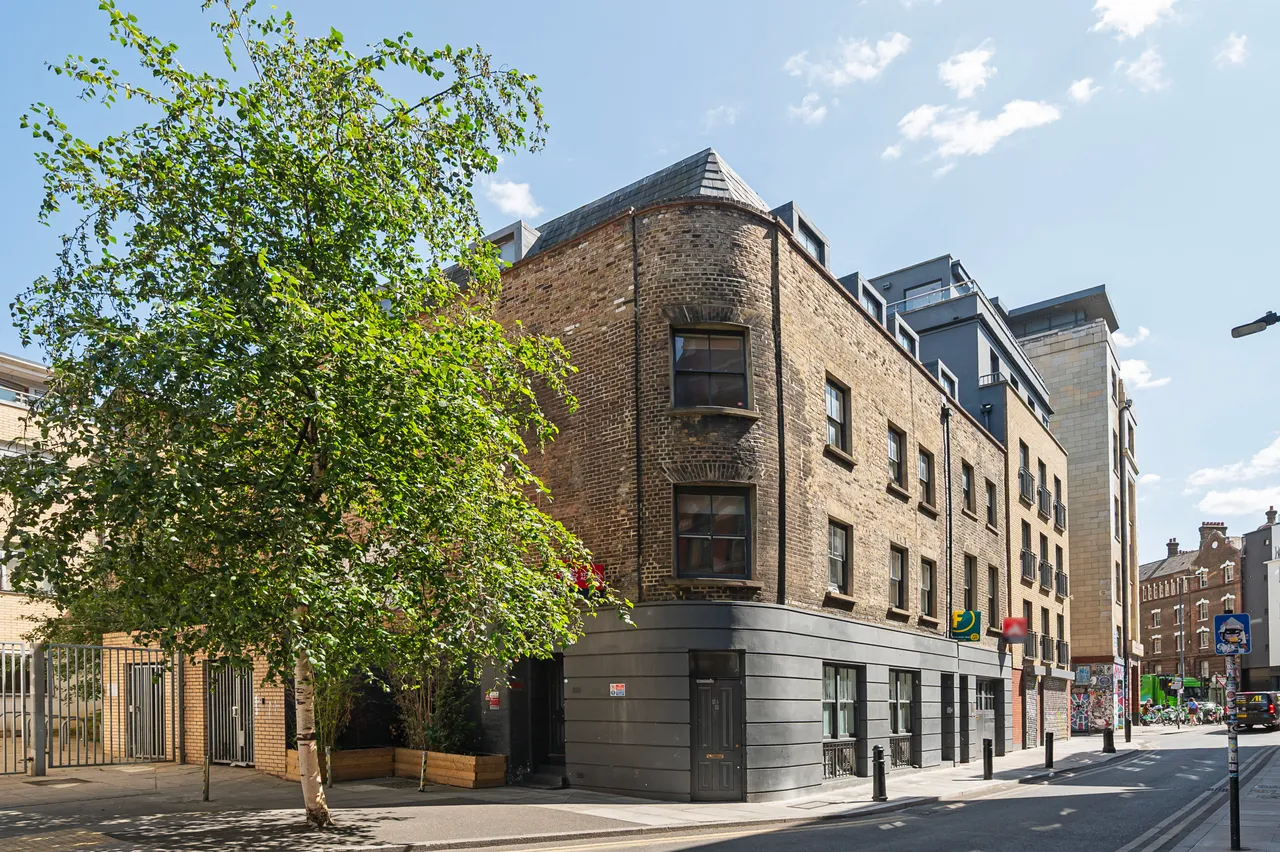 Flat 7, 23 Wheler Street, London, photo 8