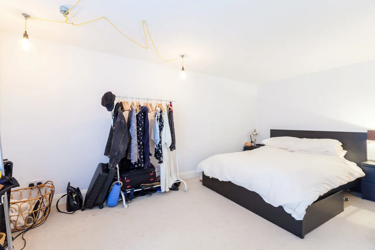 Flat 7, 23 Wheler Street, London, photo 5