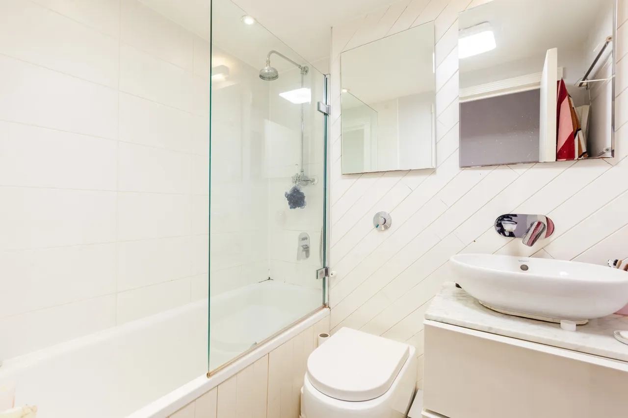 Flat 7, 23 Wheler Street, London, photo 7