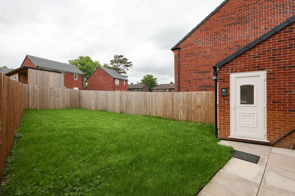 Spring Mill Whitworth, Rochdale OL12 8US, photo 16